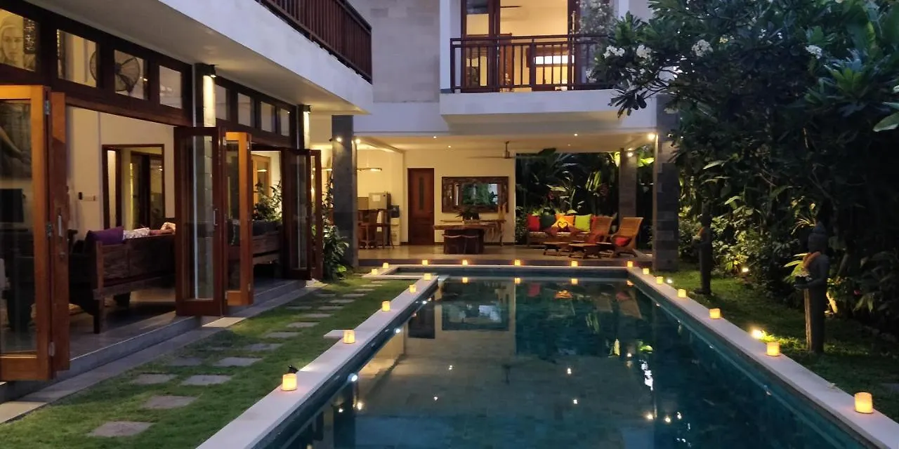 Villa Khaleesi Seminyak Indonesien